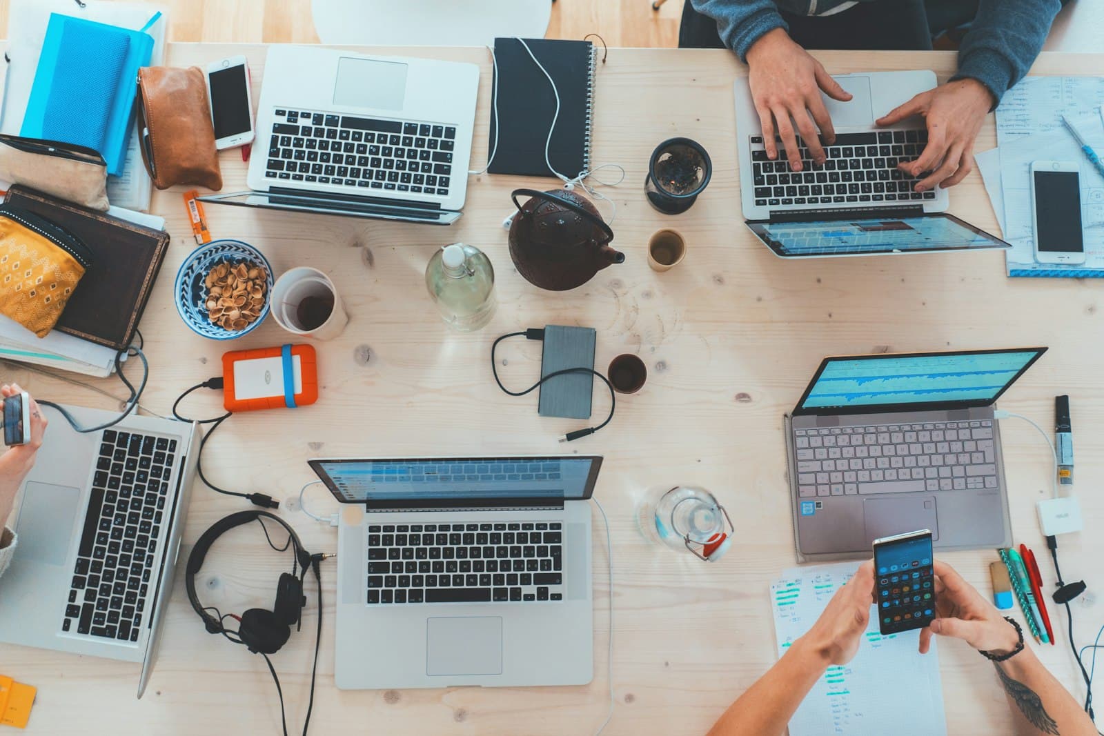 Technology workspace representing structured cabling and IT readiness